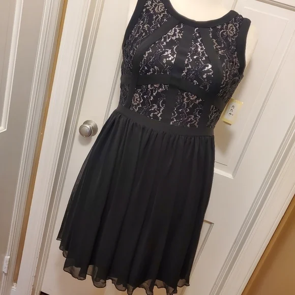 NWT ECI New York Black/Silver Cocktail Dress Size 14 Missy Retail $64.00 - Picture 7 of 13